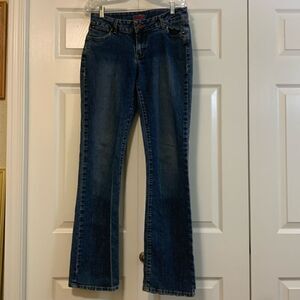 WRANGLER, premium patch, ladies size 9/10, 36 length, well loved